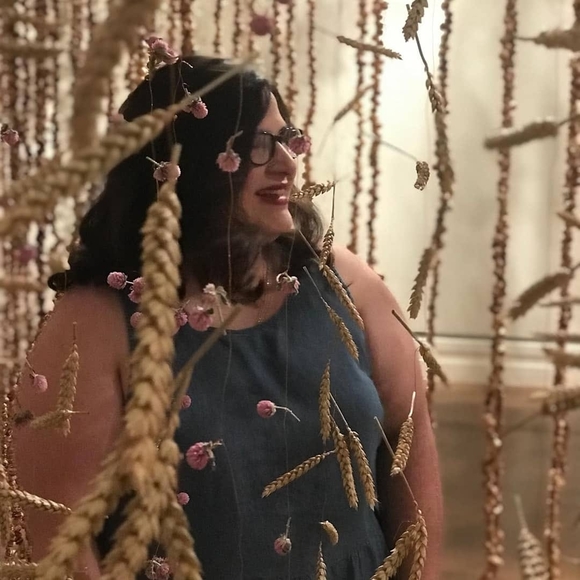 Meet your Posher, Megan - Picture 1 of 1